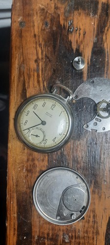 Vtg westclox wind pocket - wind, up