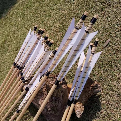 Traditional wooden arrow - 32",