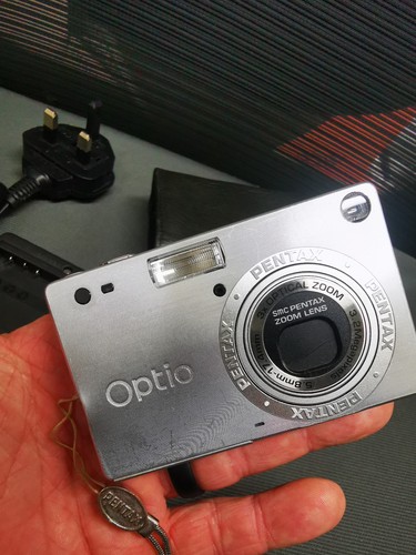 Pentax digital camera - digital, s
