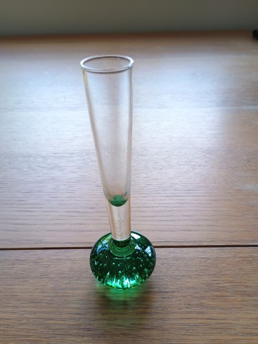 Green bubble base glass - , bud