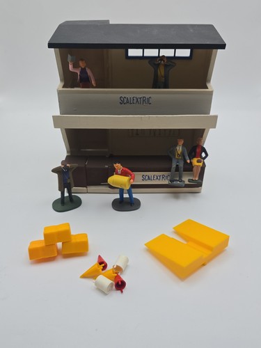 Vintage scalextric building - vintage,