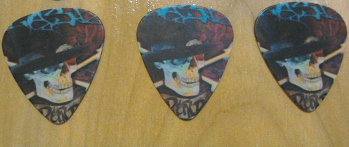 Rare collectable set of 3 - set,