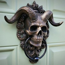 Hell Demon Horned Skull