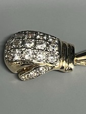 9CT GOLD LARGE CUBIC ZIRCONIA