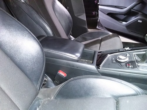 Centre armrest lid audi mk5 - centre,