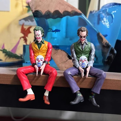 Joker heath ledger sitting - joker,