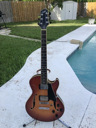 Comins scs semi - comins, semi-hollow
