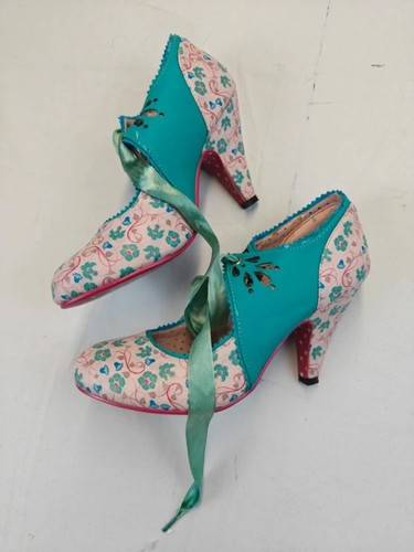 Banned retro floral ribbon - retro,