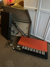 1964 UK VOX CONTINENTAL WORKING WOOD KEYS + Z LEGS
