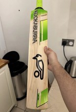 Kookaburra Kahuna Cricket Bat