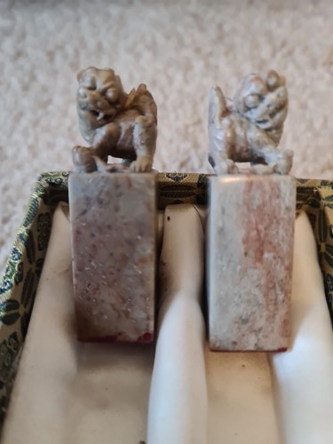 Opposing pair chinese - of,