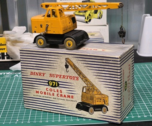 Dinky supertoys 971 coles - #971,