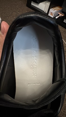 Selling original pair of - an,
