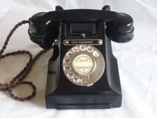 VINTAGE BAKELITE TELEPHONE