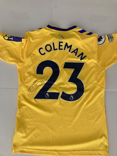 Seamus coleman signed - coleman, everton