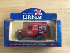 Lledo RNLI Lifeboat Die-Cast Model Van Boxed Red Very Good