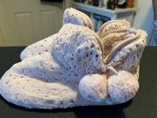 Bath & Bodywork’s Pale Pink Boot Slippers, Size UK 7 / EU 41, Only tried on