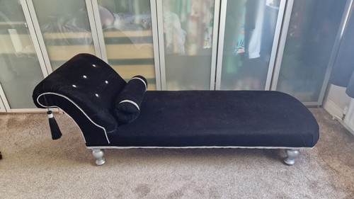 Black velvet chaise - chaise, lounge