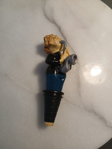 Wine saver bottle stopper - stopper, hand