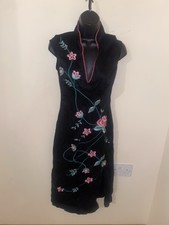 Black Embroidered Flower Design Midi Dress Size 10 By Heart &Soul