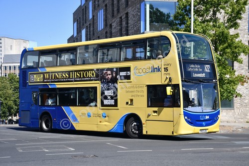 First eastern counties 33813 - first,