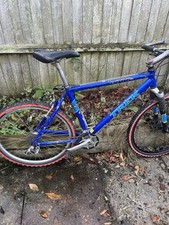 Mountain Bikes, Trek 7200