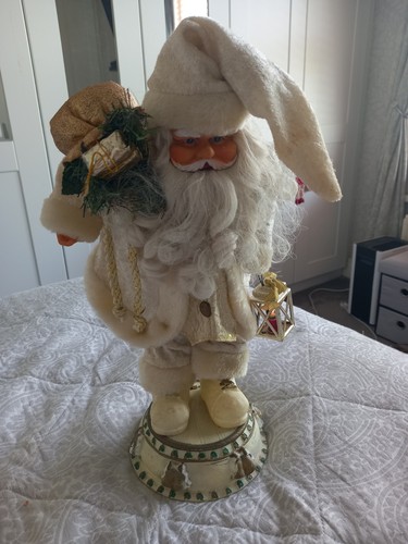 Musical moving santa - musical,