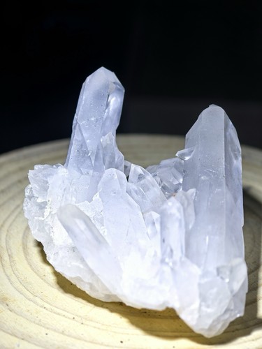Natural clear quartz - clear,