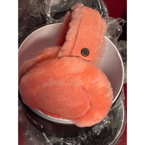 Ugg pink shearling earmuffs - ugg,