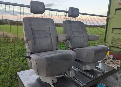 Swivel captain seat grey - 2,