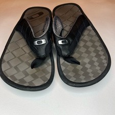 Oakley Flip Flops/Sandals -