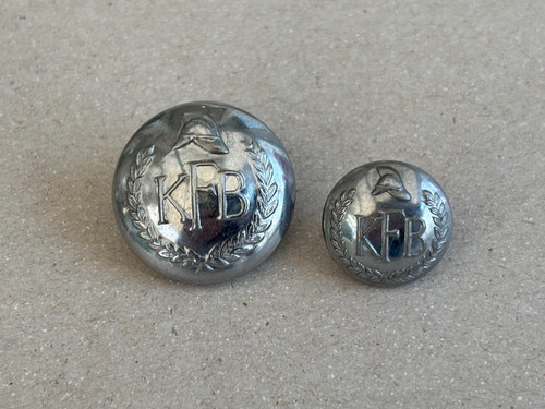 Kesteven fire brigade - fire, buttons