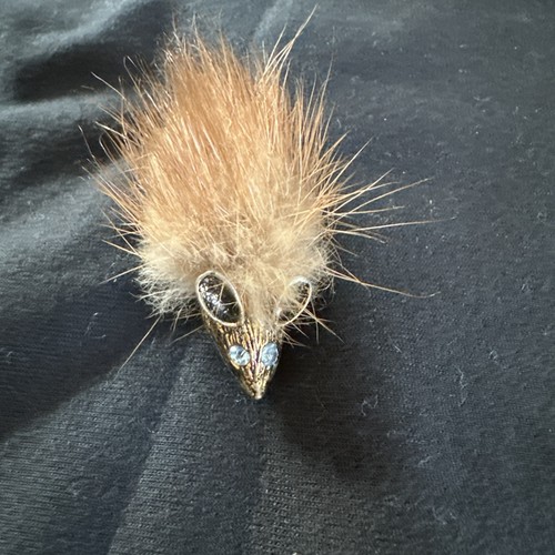 Vintage gold tone mouse brooch - tone,