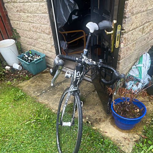 Scott addict road bike - road,