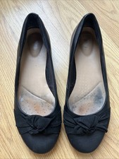 Clarks Rosabella Lola Black Combi Lea Leather Pump Work Formal Bow Shoes