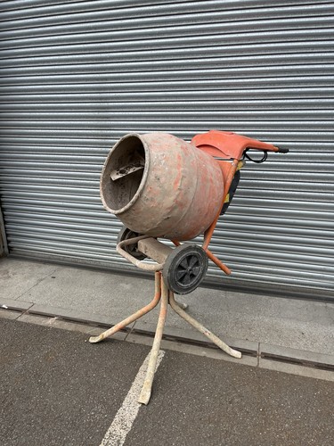 Belle 110v cement - mixer, with