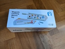 Wooden Worm Catching Or