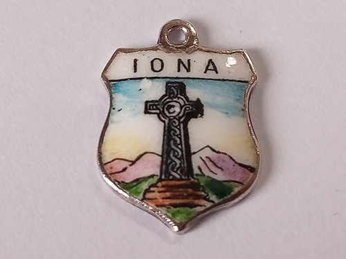 Silver iona travel - , shield