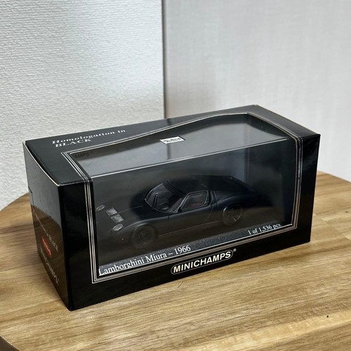 Minichamps lamborghini miura - minichamps,