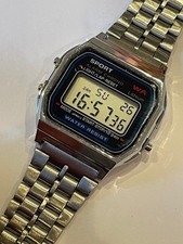 NEW CLASSIC MENS/ WOMENS LCD DIGITAL RETRO VINTAGE 80'S SPORT SILVER WATCH UK.