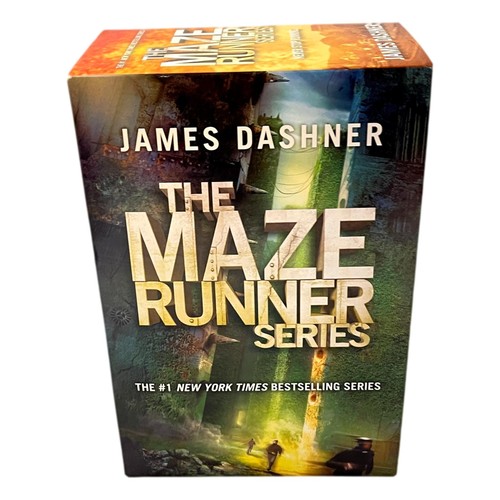 Maze runner james dashner box - james,
