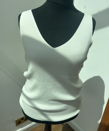 Knit vest cream - in,