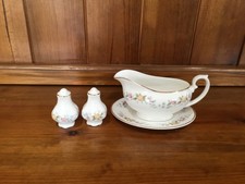 Mayfair Alpine Gravy Boat with Plate and Salt and Pepper Pots