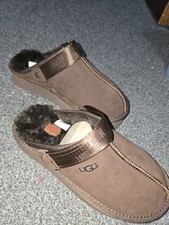 UGG Goldenstar Slippers Size