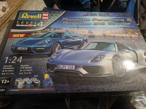 Revell 05681 gift - revell, 1/24