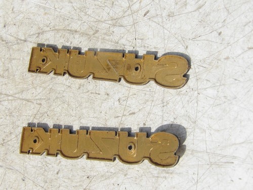 Suzuki gsx 1100 tank badges - suzuki,