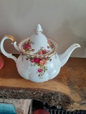 OLD COUNTRY ROSE LARGE TEAPOT