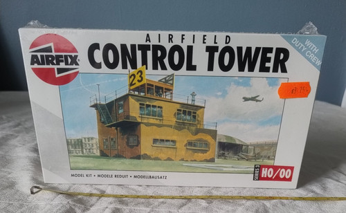 Airfix 03380 airfield - airfix,