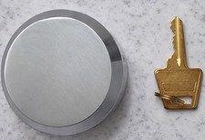 Puck Trailer Lock Hidden