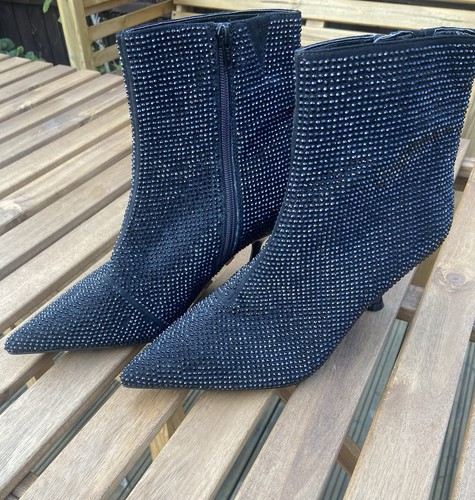 Black beaded ankle boots - black, 8